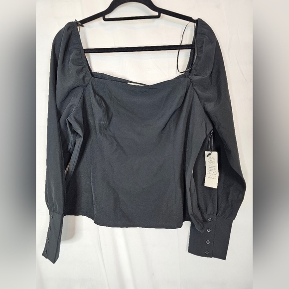 TREASURE & Bond black size XL square neck crop blouse long sleeved NWT - Picture 2 of 7